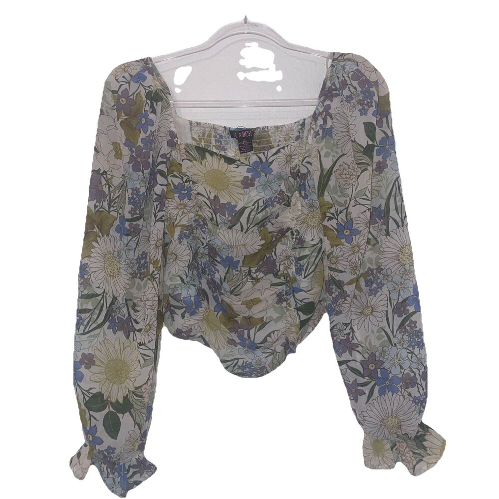 Love by Design Ruched Women's Top M Medium Cropped Cropped New
